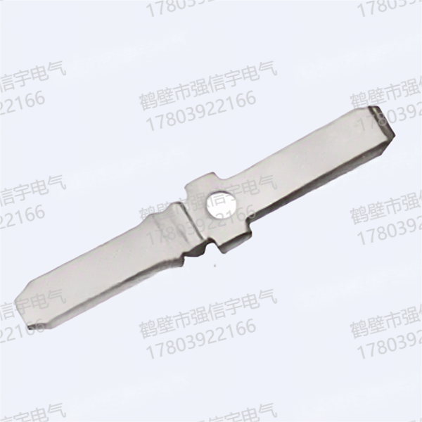 端子型号：2.8插针